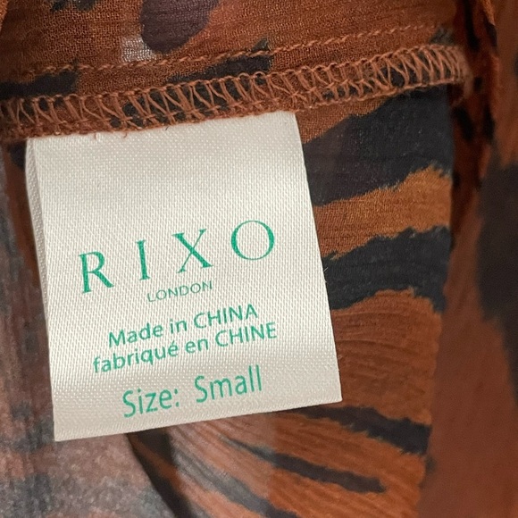 RIXO Victoria Brown Animal Print High Neck Silk Ruffle Blouse. Size Small - Picture 9 of 11